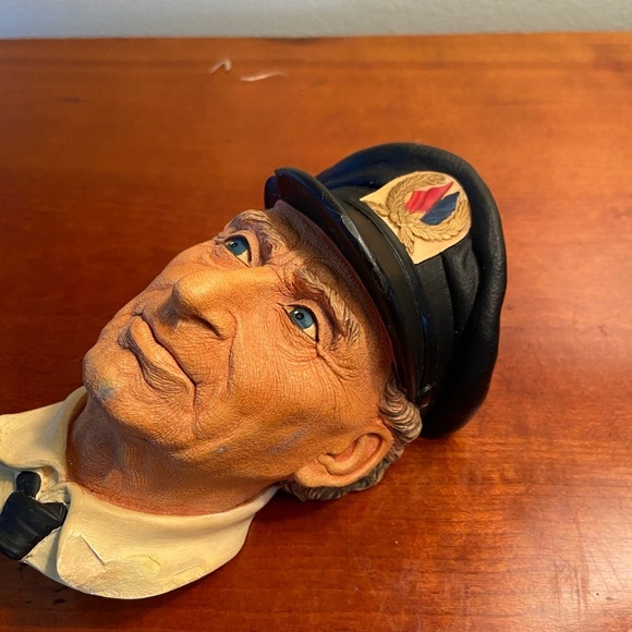 Vintage Bossons Chalk Ware Sea Captain Retired - Picture 7 of 8